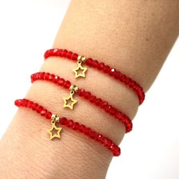 Pulsera roja con estrella